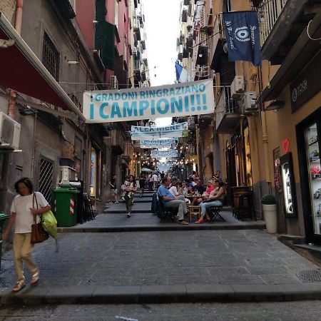 O'Tuocc A Chiaia Leilighet Napoli Eksteriør bilde